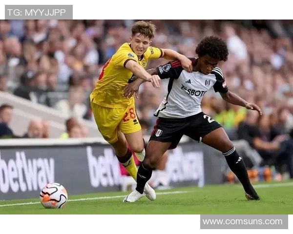 世界顶级足球球星与豪门球队的竞技较量与未来发展展望