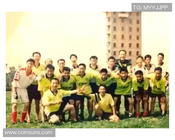 中国足球星二代李明：从继承到突破，如何在绿茵场上书写属于自己的传奇